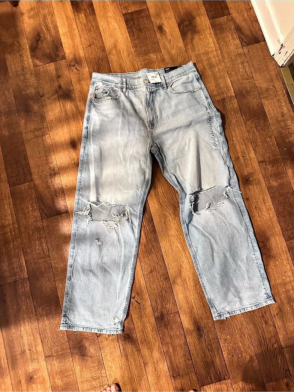 American Eagle AE  Distressed Ex-Boyfriend Jeans Blue Waist 12